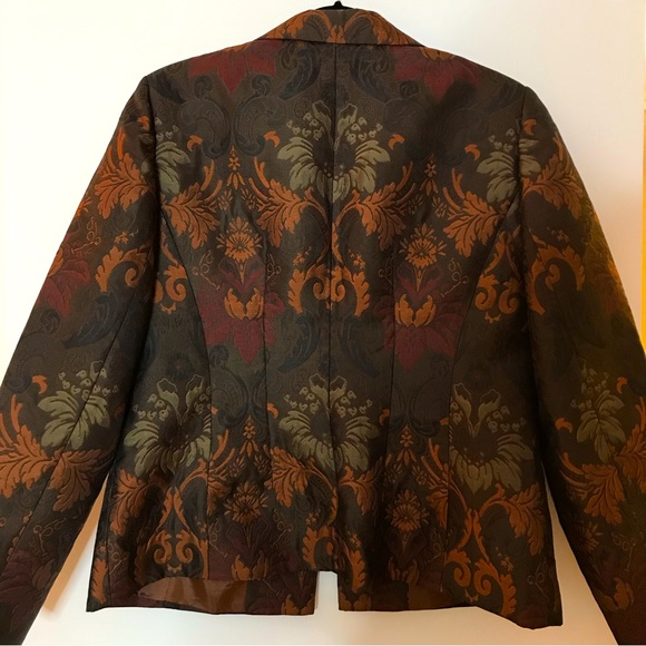 Stunning Women’s Blazer in Beautiful Fall Colours - Picture 4 of 9